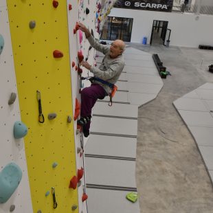 Marcel Remy escalando a los 98 años