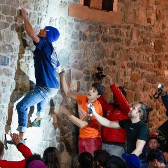 Campeonato de Escalada Urbana de Potes 2023. Foto: Carlos González ‘Coby’