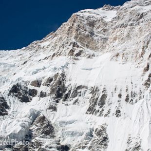 La cara sur del Annapurna  ()