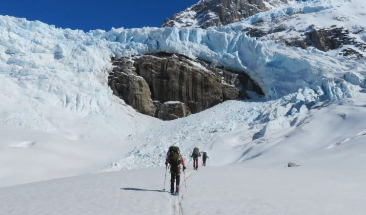 Expedición al Cerro Pared Norte (Foto: Pedro Binfa).