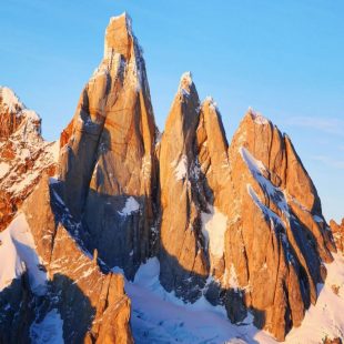 Cerro Torre (Foto: Matteo della Bordella).