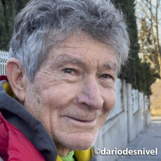 Carlos Soria a la salida de entrenar del rocódromo Sputnik Las Rocas (Madrid) pocos días antes de cumplir los 84 años.