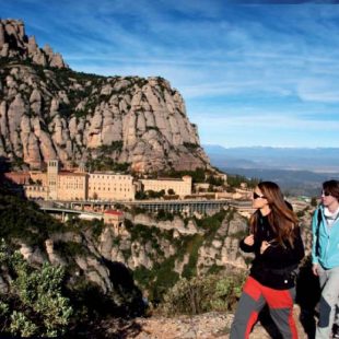 El macizo de Montserrat es el punto fuerte del Geoparque de la Cataluña Central. Su sigular composición desvela alguno de los procesos geológicos que han dibujado el relieve actual de la península Ibérica.  (ACT / Daniel Juliá)