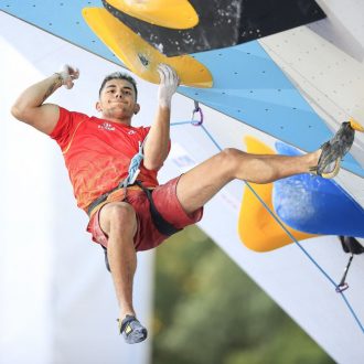 Alberto Ginés en el Campeonato de Europa de Escalada de Munich 2022 (Foto: © Dimitris Tosidis / IFSC).