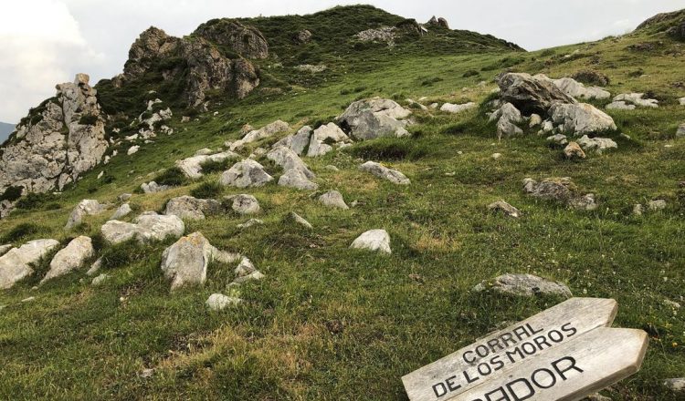 Subida al mirador Corral de los Moros. Valle de Liébana. @dariodesnivel