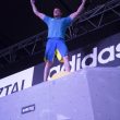 El escalador esloveno Jernej Kruder fue vencedor en categoría masculina en la superfinal Adidas Rockstars 2013.  (christianwaldegger.com)