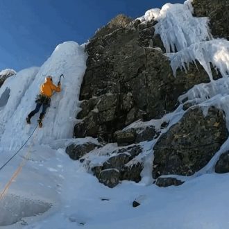 Accidente en escalada en hielo en el Circo de Becedas (Sierra de Béjar).