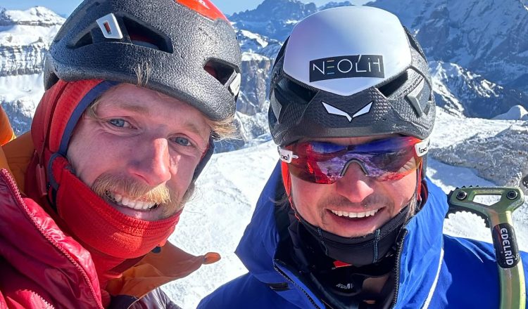 Simon Gietl y Martin Feist en 'Aura' al Sassolungo (Foto: @simongietl_alpinist).