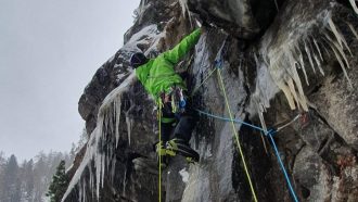 Simon Gietl y Martin Feistl en 'Affogato' (Foto: @simongietl_alpinist).