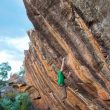 Nalle Hukkataival en la primera ascensión a Circuit breaker 8a Fb en los Grampians (Australia)  (Black Diamond)