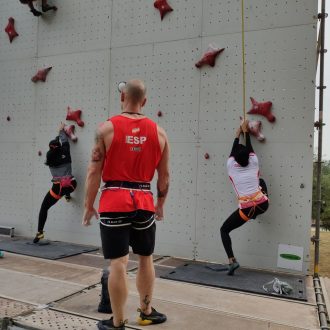 La selección española e indonesia entrenando en el CAR de Sant Cugat. 📷 Isaac Fernández