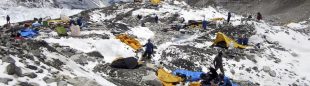 Estado del campo base Everest tras el terremoto que asoló Nepal (25 abril 2015)  (©Alan Arnette)