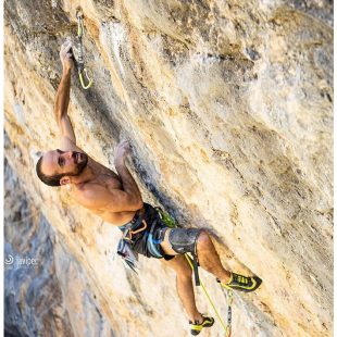 Gonzalo Larrocha en "Tonton bertrand et la chocholoco" 8c de Rodellar.