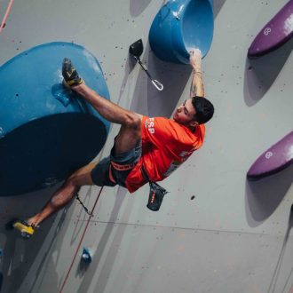 Alberto Ginés en el Campeonato del Mundo de Dificultad de Berna 2023 (Foto: Lena Drapella/IFSC).