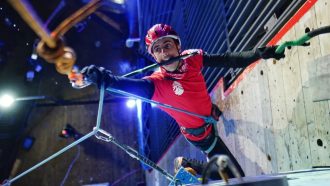 Javi Cano en la Copa de Europa de Drytooling de Utrecht 2023 (Foto: Robert Hendriksen).