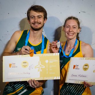 Mel Janse van Rensburg y Lauren Mukheibir en el clasificatorio preolímpico africano de Pretoria 2023 (Foto: IFSC).