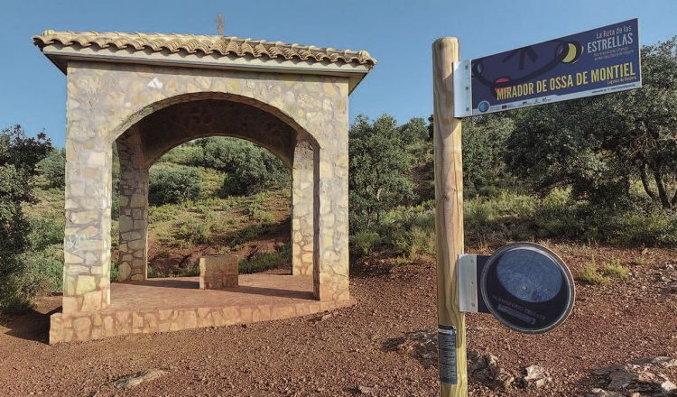 Ruta de la Cueva Demontesinos y Castillode Rochafrida 2