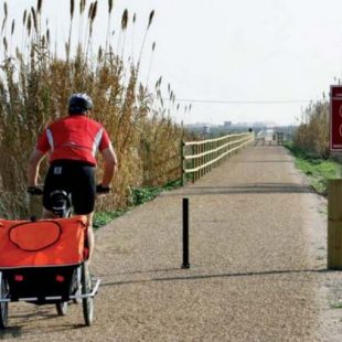 Ciclista por la vía verde del Guadiana  ()