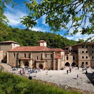 Monasterio de Santo Toribio de Liébana