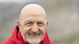 Sebastián Álvaro, en un momento de la entrevista que mantuvimos con él en el Valle de Liébana, al pie de los Picos de Europa.