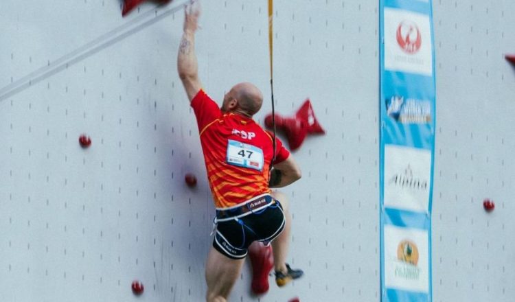 Erik Noya en la Copa del Mundo de Velocidad de Chamonix 2022 (Foto: Marco Vettoretti).