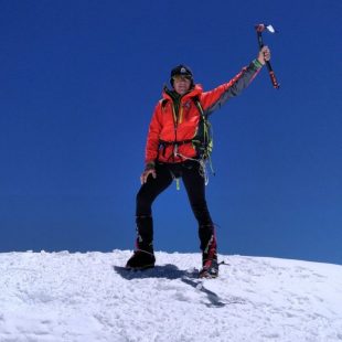 Denis Urubko en la cima del Broad Peak (Foto: D. Urubko).