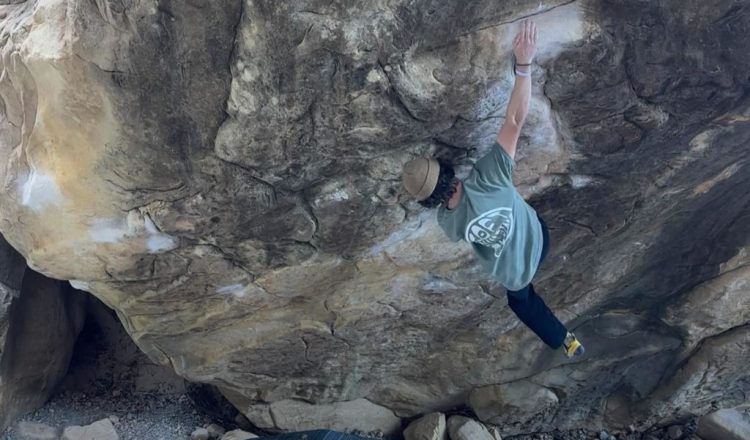 Kai Whaley en 'Sleepwalker' 8C+ de Red Rock (Foto: @kai_whaley_).