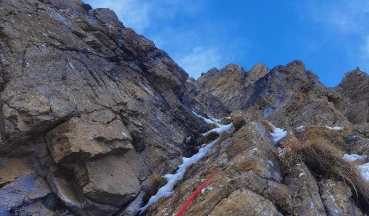 Apertura de "Crisálida" en el Pico Royo, por Alain Andrés.