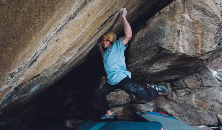 Daniel Woods en 'Adrenaline' 8C+ de Colorado (Foto: Bobby Sorich).